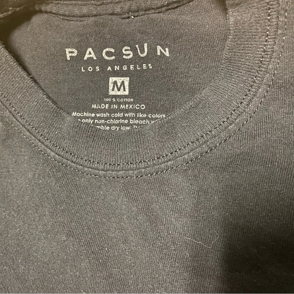 PacSun Men’s Graphic T-Shirt Peace Now Size Medium - Picture 3 of 8